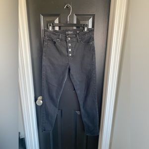 Lucky Brand Black Skinny Jeans-Size 6/26